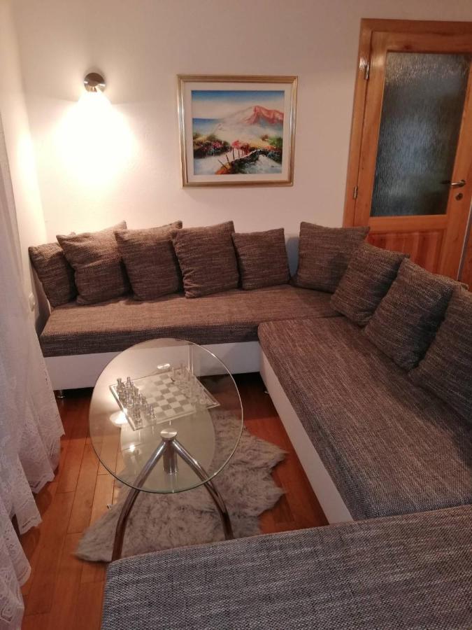 Holiday Home Tin Ogulin Esterno foto